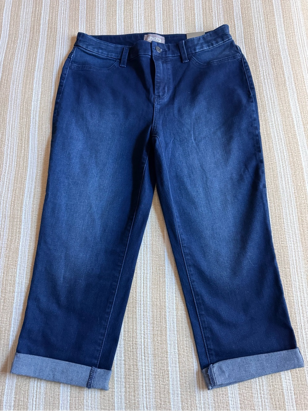 NWT CHICO’S Dark Blue Boyfriend Jeans with Cuffed Hem SZ 0 (Sz 4)
